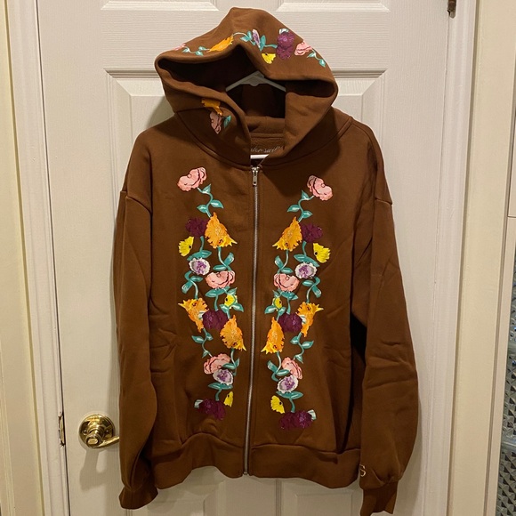 BRAND NEW Taylor Swift The Eras Tour Acoustic Piano Brown Zip Up Hoodie - Picture 8 of 13